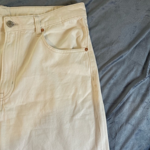 90’s Style Baggy Jeans - Picture 4 of 6